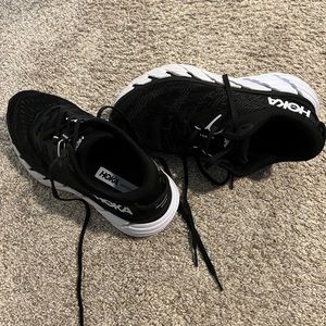 Hoka women black Gaviota 4 size 8-1/2